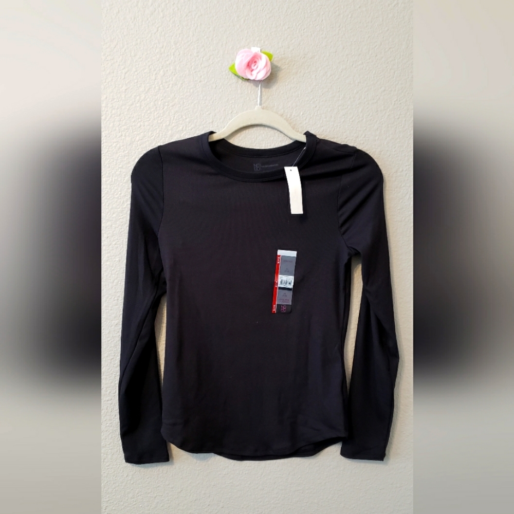 Black, long sleeved, ribbed crew neck slim fitting tee. NWT